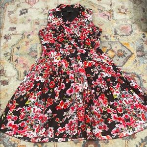 Jessica Howard black midi floral dress